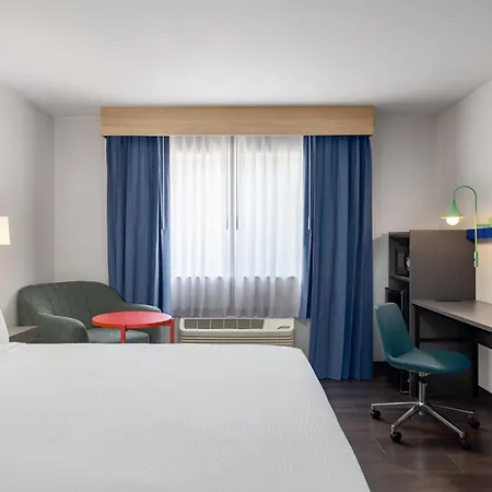 Garner Hotel Boise Airport By Ihg-3
