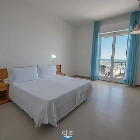 Grand Hotel Excelsior-2