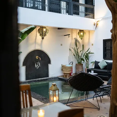 Riad Ajmal-3