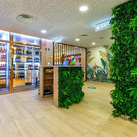 Paradise Park Fun Lifestyle Hotel-3