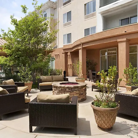 Courtyard Ventura Simi Valley-3