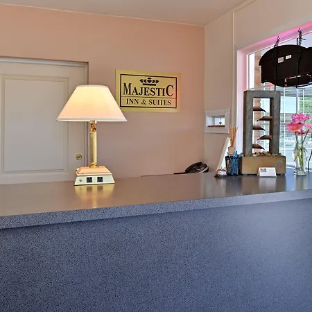 Majestic Inn & Suites-2