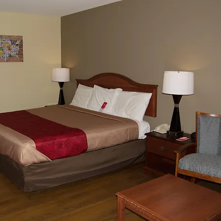 Econo Lodge Lexington Downtown Near I-81-3