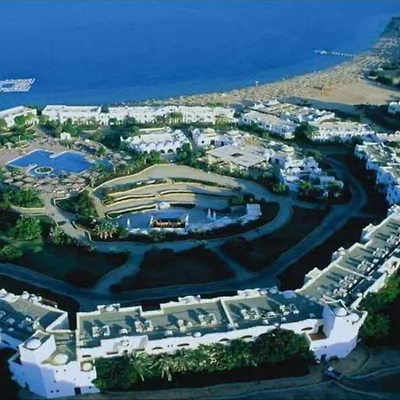 Domina Oasis Hotel & Resort-2
