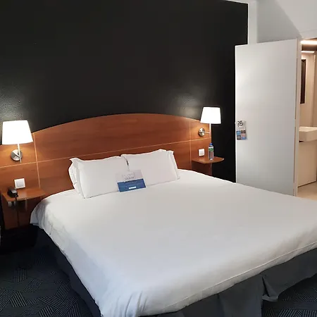 Kyriad Hotel Clermont Ferrand Centre-3