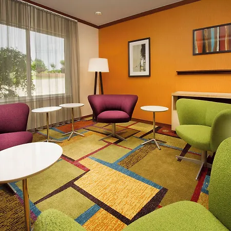 Fairfield Inn & Suites By Marriott Marshall-2
