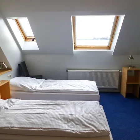 Hotel Transit Loft-3