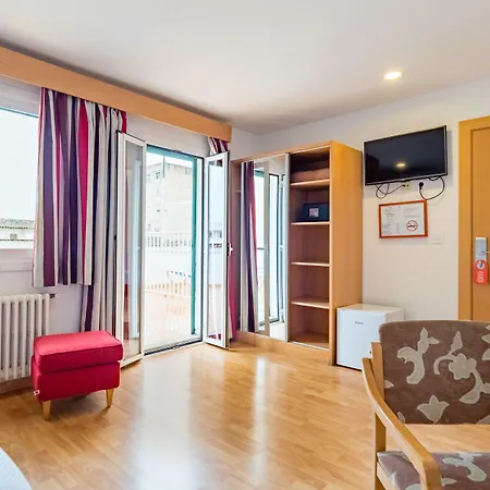 Hotel Amic Colon-2