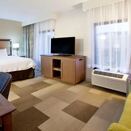 Hampton Inn & Suites Nashville-Smyrna-2