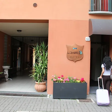 Lizard Hotel-3