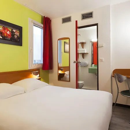 Enzo Hotels Chalons en Champagne-3