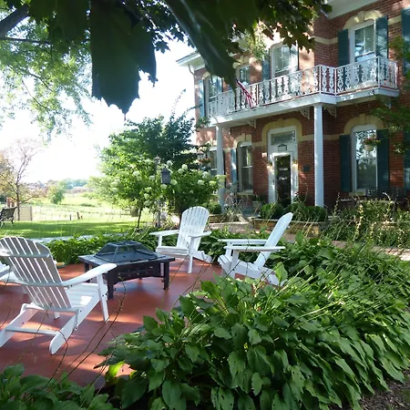 Cloran Mansion Bed & Breakfast-2
