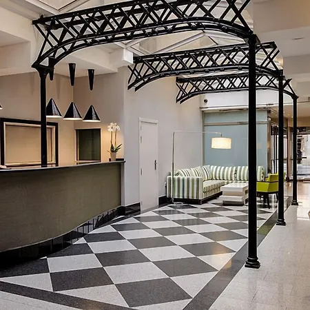 Ikonik Plaza Mercado-2