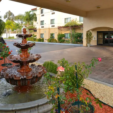 Citrus Suites Redlands Loma Linda Hotel-3