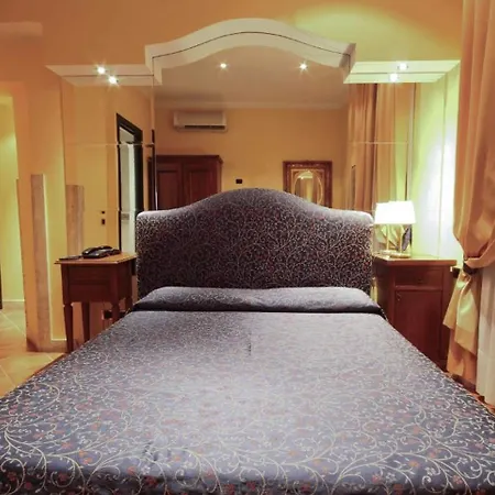 Hotel Canova-2