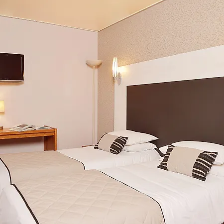 Hotel Istria By Magna Arbor-3