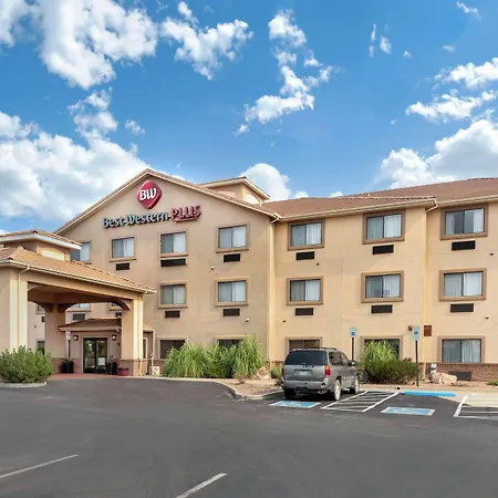 Best Western Plus Eagleridge Inn & Suites-3