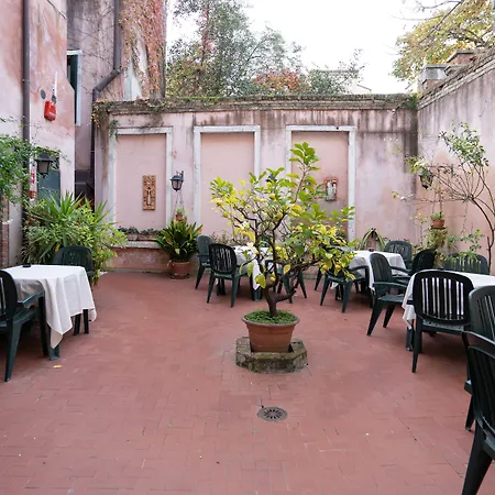 Hotel Tivoli-2