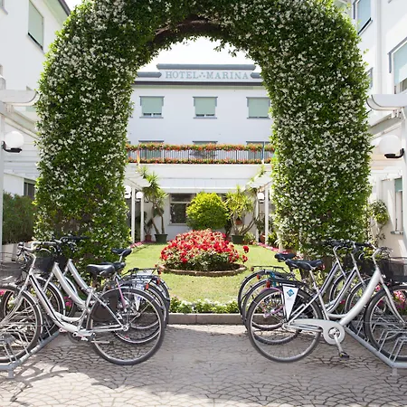 Hotel Marina-2