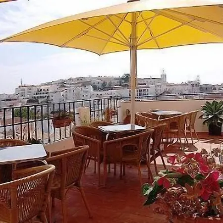 Apartamentos Turisticos Regina-2