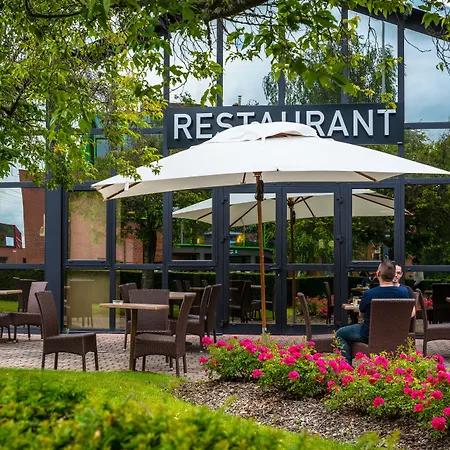 Brit Hotel Rennes St Grégoire – Le Villeneuve-3