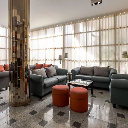 Hotel Arangues-2