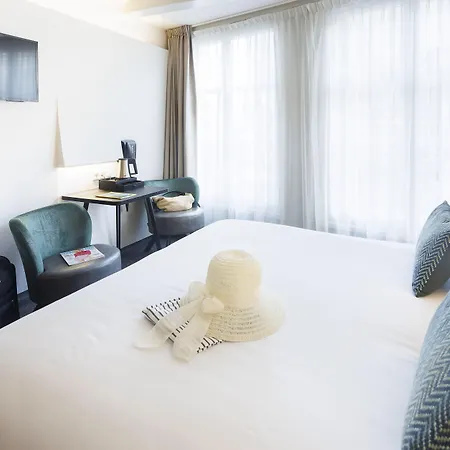 Ibis Styles Amsterdam Central Station-2