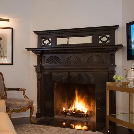 Kemble Inn - Restaurant - Bar-3