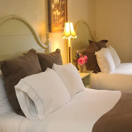 Hillwinds Inn - Blowing Rock-3