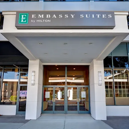 Embassy Suites Winston-Salem-3