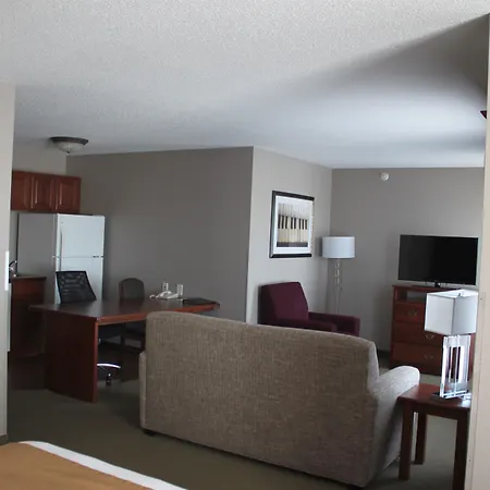 Grandstay Hotel & Suites Ames-3
