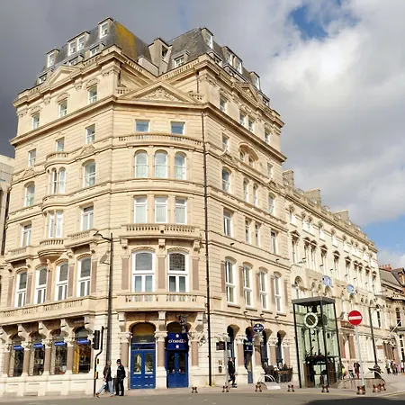Royal Hotel Cardiff By Belvilla-3