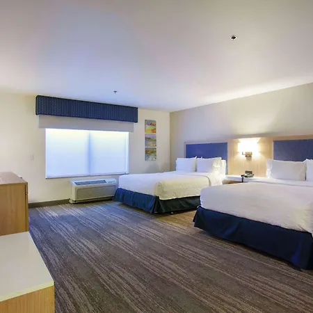 Hampton Inn & Suites Mountain Home-2