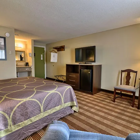 Super 8 By Wyndham Bangor-3