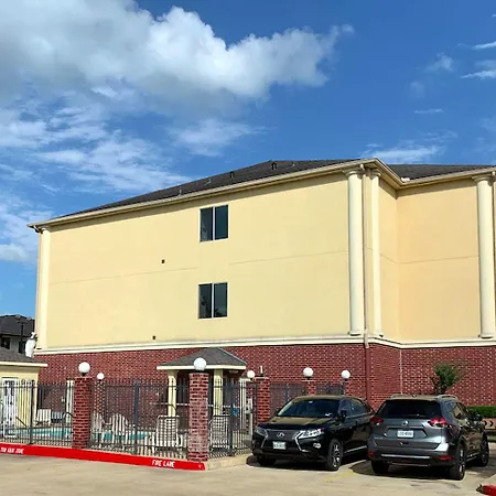 Comfort Suites Texas Ave-2