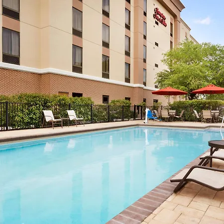 Hampton Inn & Suites Largo-3