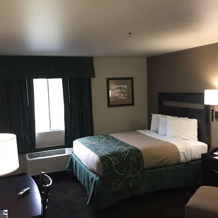 Travelodge By Wyndham North Platte-3