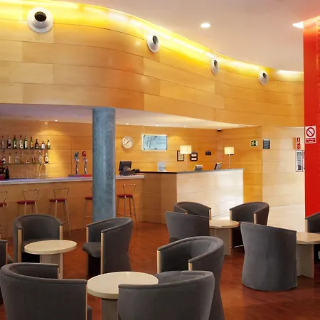 Holiday Inn Express Molins De Rei By Ihg-3