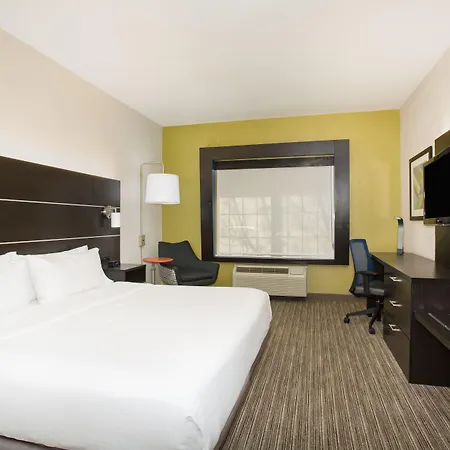 Holiday Inn Express & Suites Ft Collins By Ihg-3