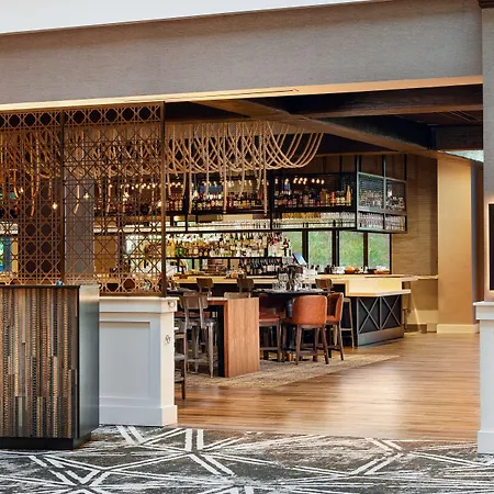 Embassy Suites Huntsville-3