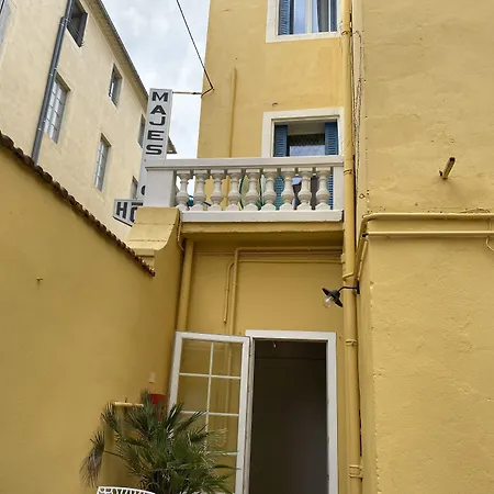 Hotel Majestic-2