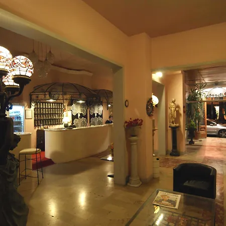 Hotel Liberty-2