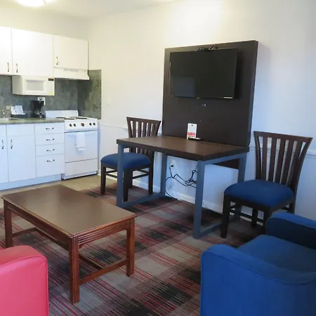 Luxbury Inn & Suites-2