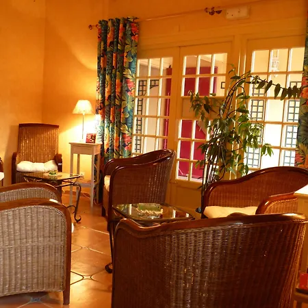The Originals Boutique, Hôtel Clos Sainte Marie, Nevers (Inter-Hotel)-3