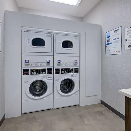 Hampton Inn & Suites Nacogdoches-3