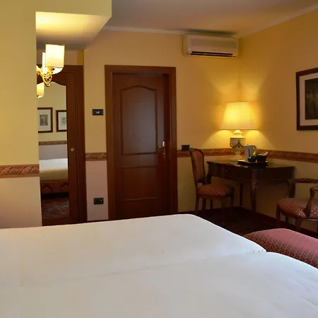 Hotel Leon D'Oro-2