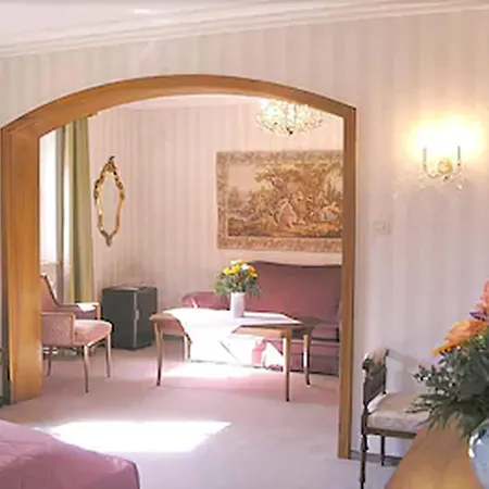 Burghotel-3