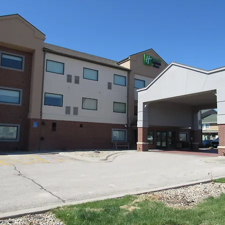 Holiday Inn Express Hotel & Suites Lincoln South By Ihg-3