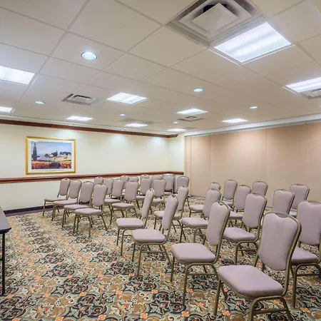 Hampton Inn Middletown-2