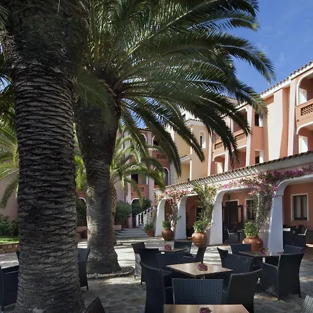 Cala Ginepro Hotel Resort&Spa-3
